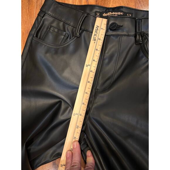 Dollhouse vegan leather high rise flare Jackie style women’s pants size 7/8 - Picture 10 of 12